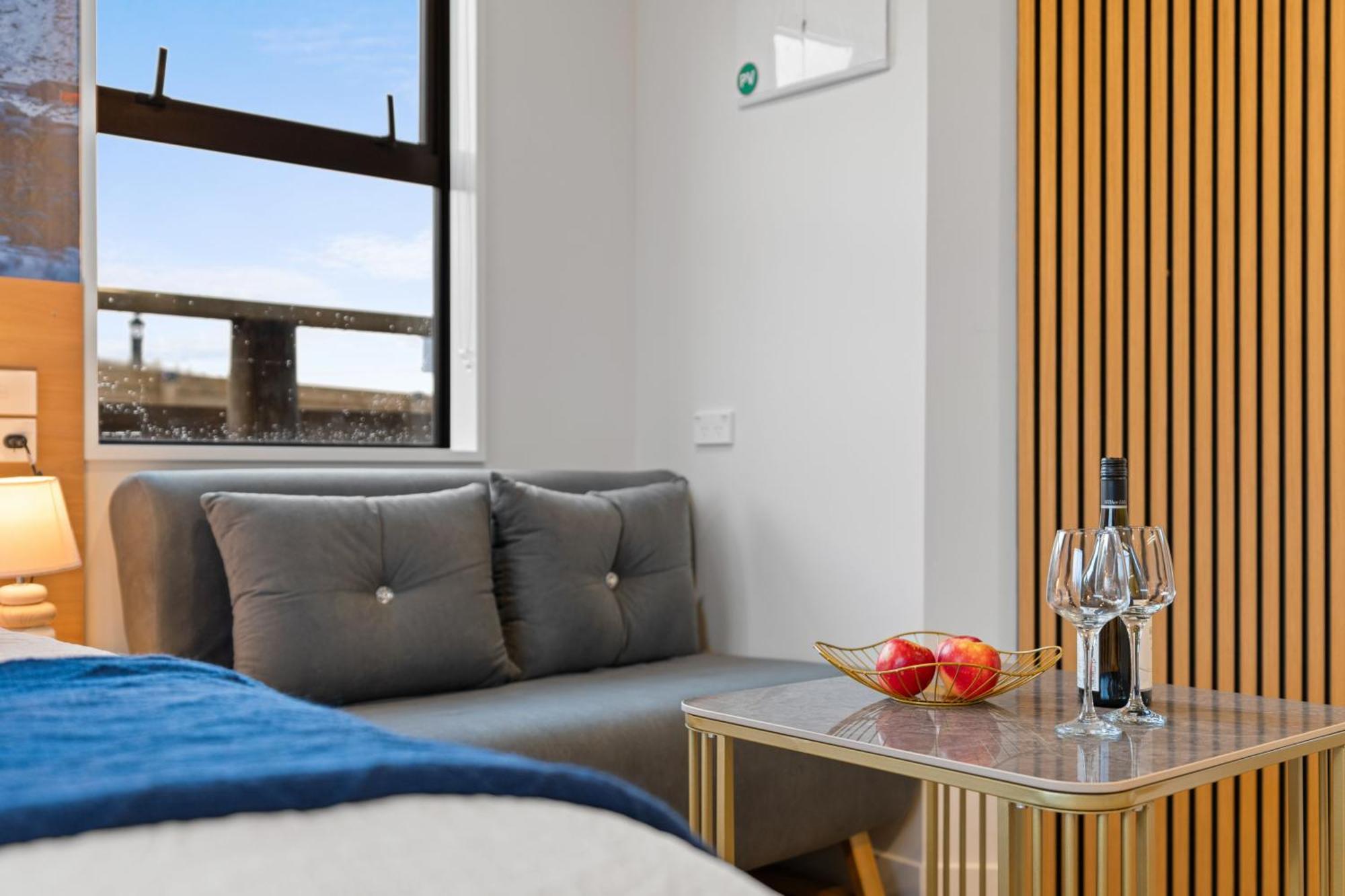 Sunshine Suites Lake Tekapo Ngoại thất bức ảnh